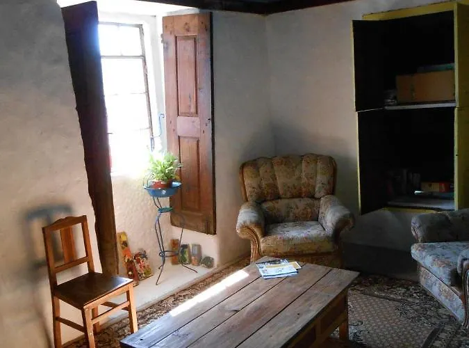 Pedregulho Experience Caldeirinhas